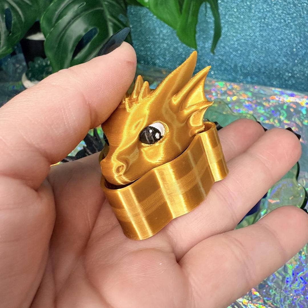 Romantasy Dragon Head Fidget Clicker