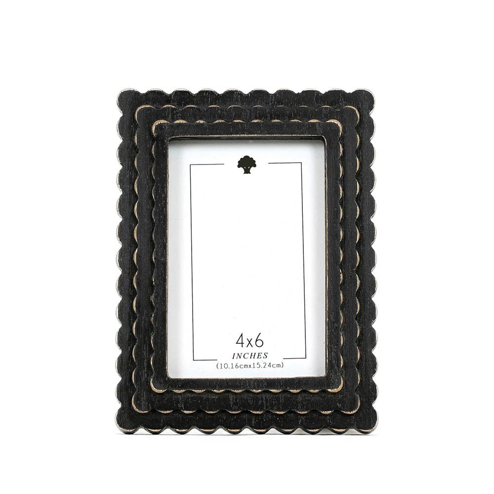 Black 4x6 Photo Frame With Elegant Wood Scallop Edge That Steals Hearts