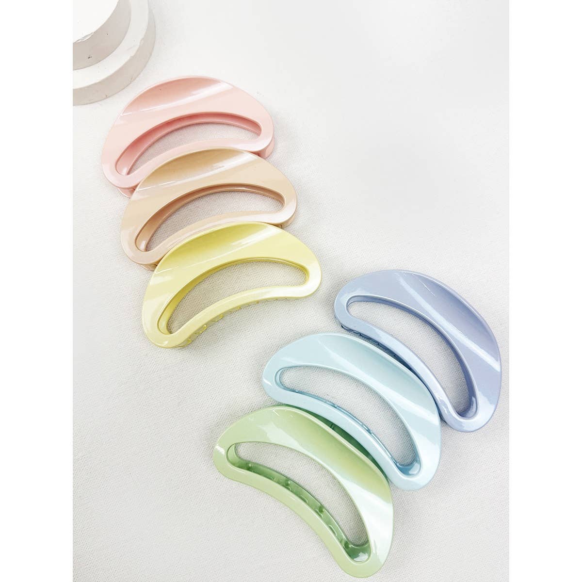 Hair Claw Clip Pearl Colors Half Moon With Double Row Teeth