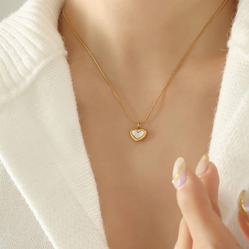 18K STAINLESS STEEL TARNISH FREE HEART NECKLACE | 40NK9443