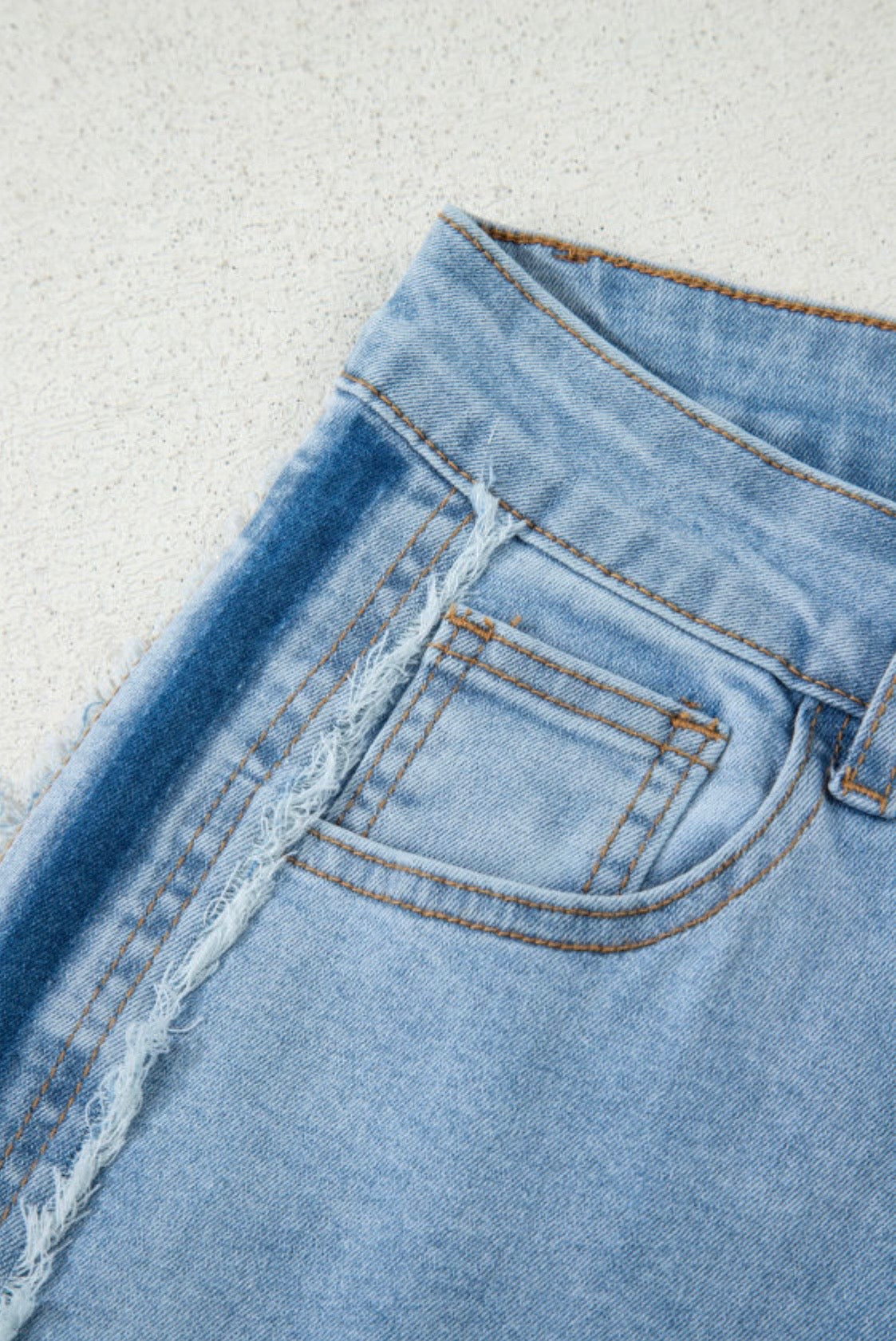 Jeans The Sensory Beau Blue Contrast Stripe Frayed Panel – Modest Fashion
