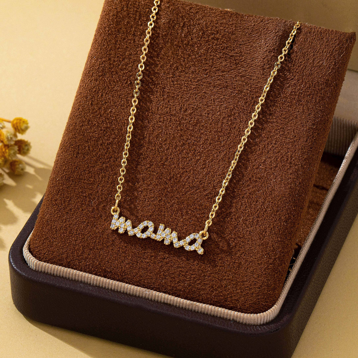 Crystal Pave MAMA necklace | 80N93289
