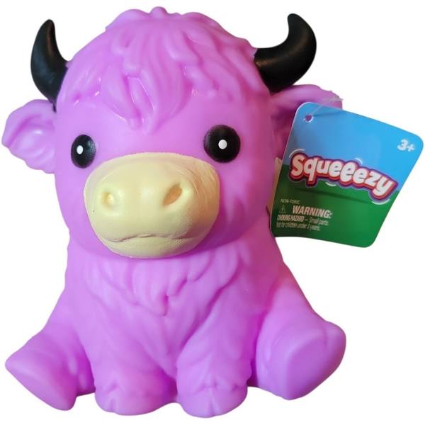 Squeeezy Highland Cow
