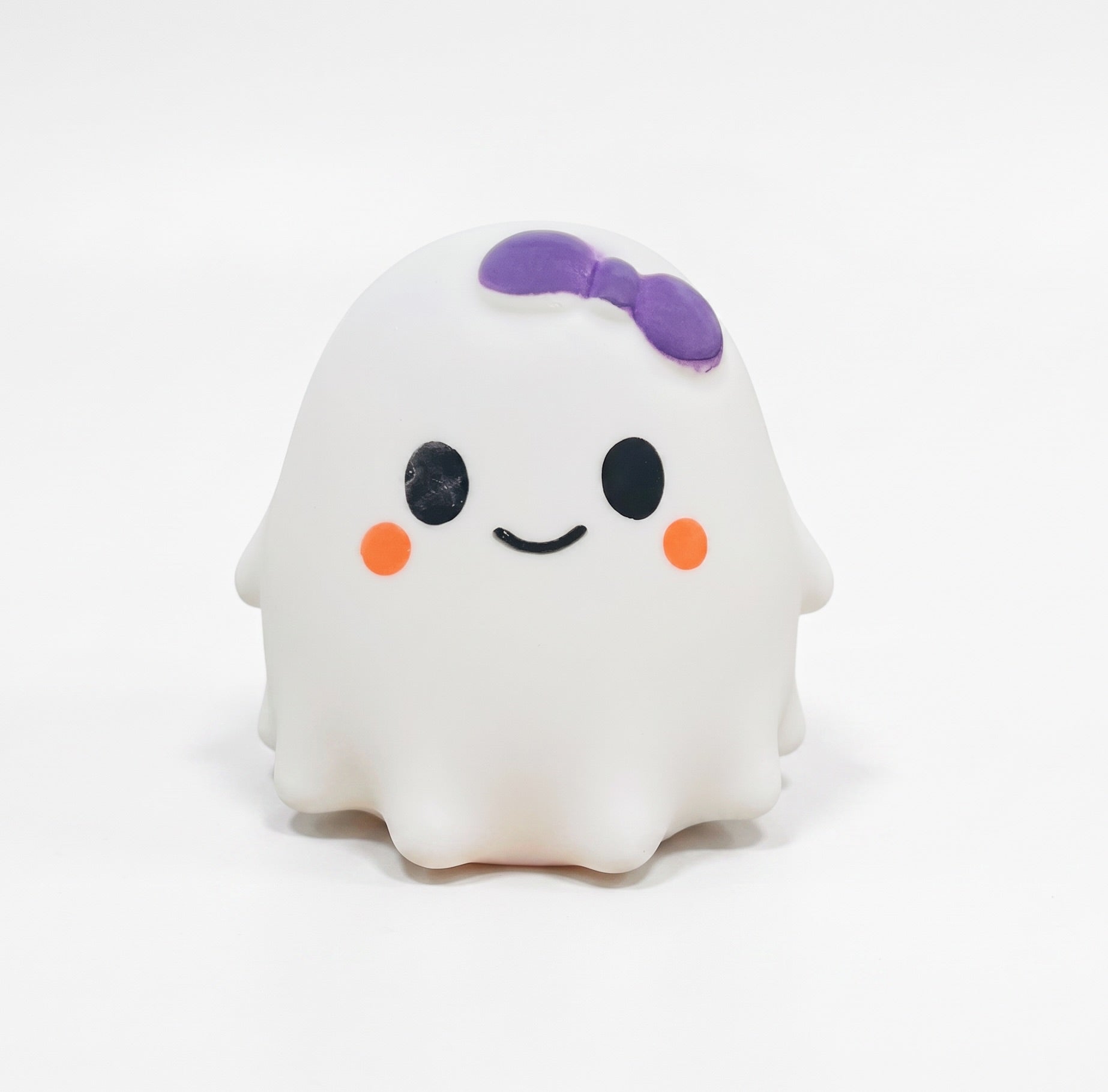 Girl ghost jumbo slow-rise squishy with bow