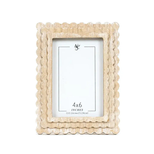 Scalloped Wood Photo Frame 4x6 Inches Natural Finish For Rustic Charm