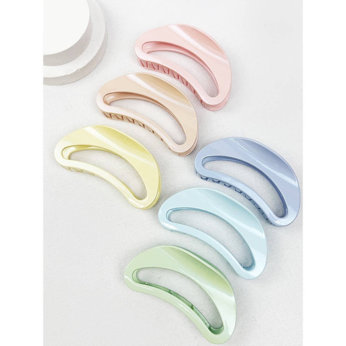 Hair Claw Clip Pearl Colors Half Moon With Double Row Teeth