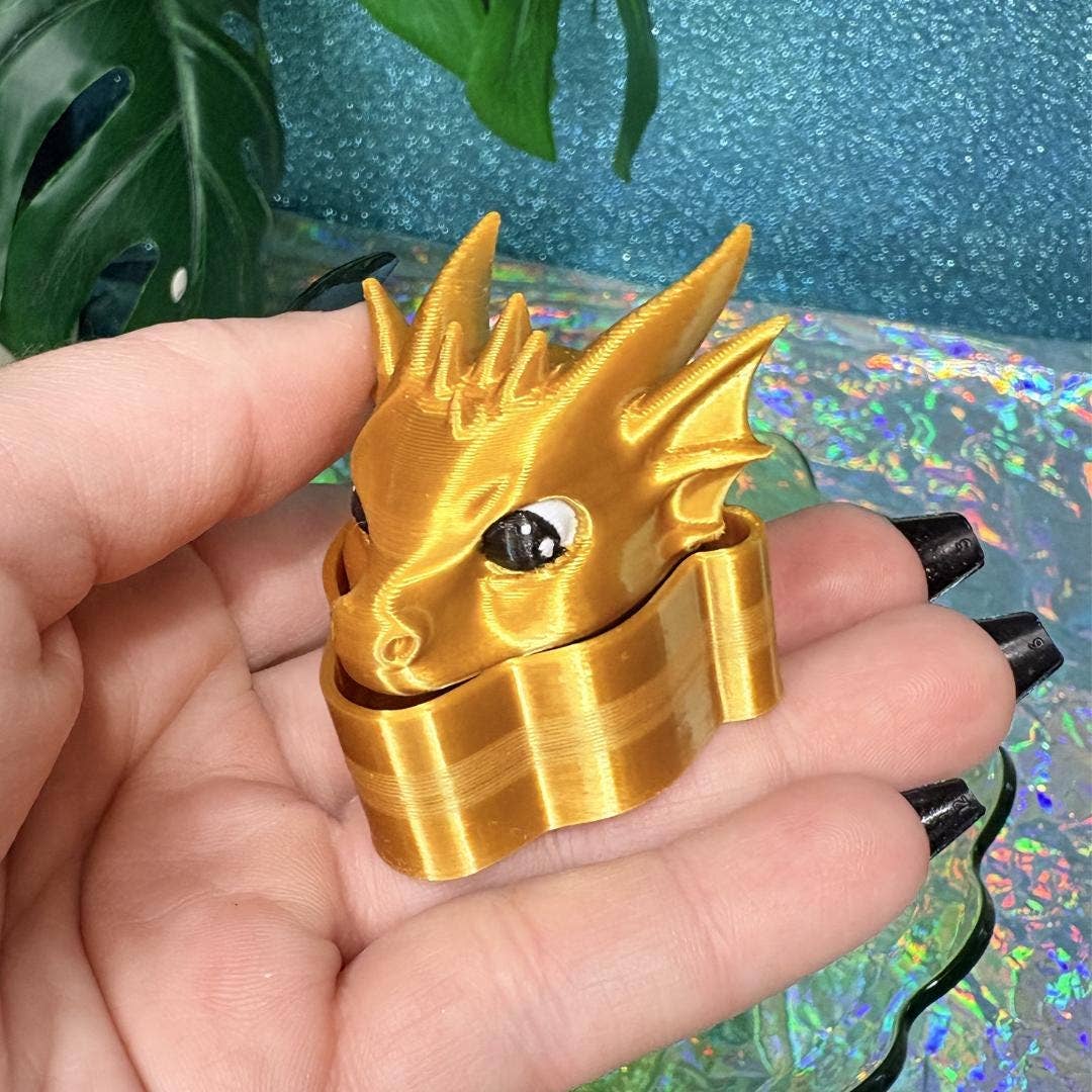 Romantasy Dragon Head Fidget Clicker
