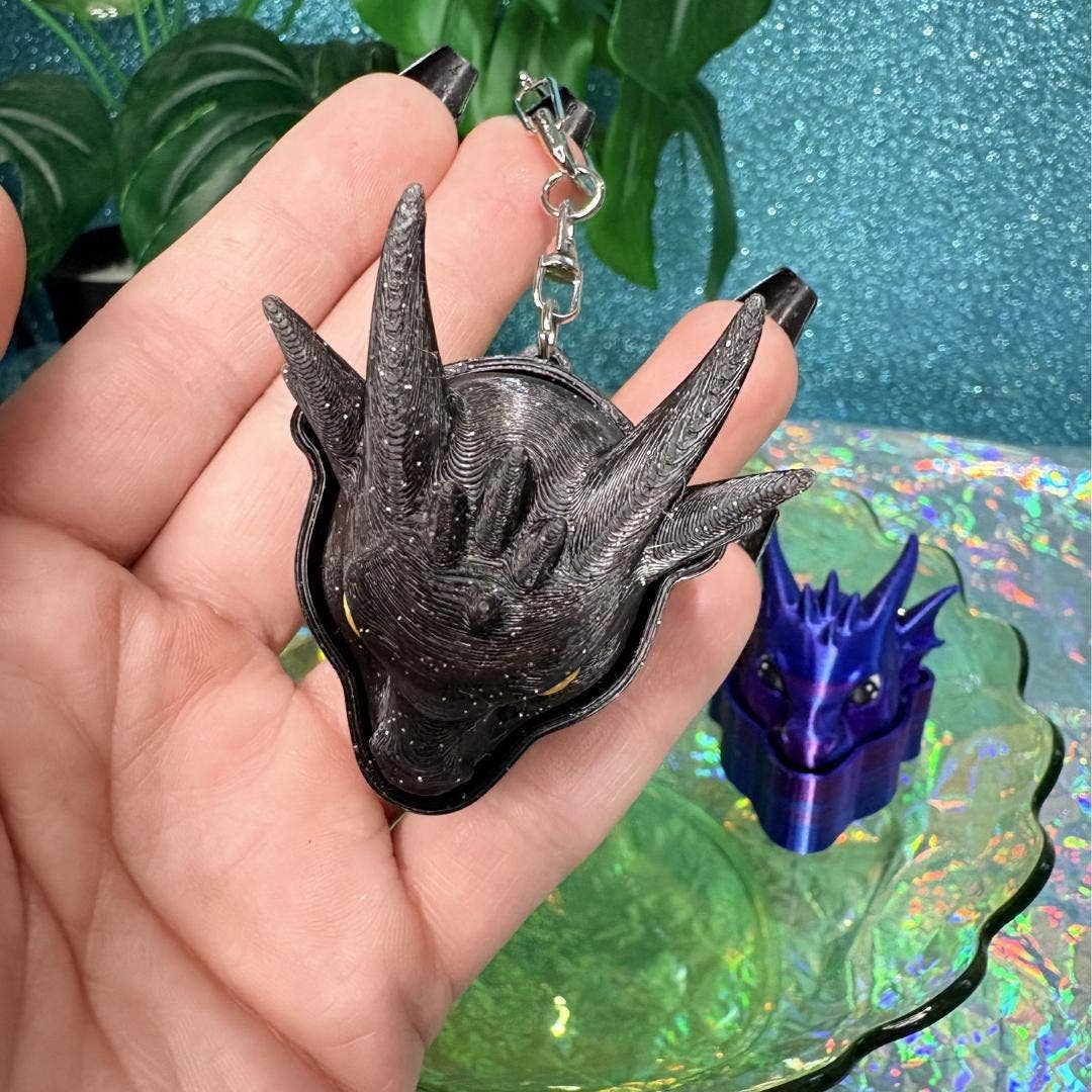 Romantasy Dragon Head Fidget Clicker